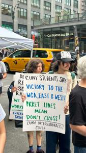 CUNY-students-back-the-writers-on-the-NY-picket-line.jpeg