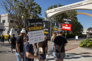 SAG-AFTRA-and-WGA-on-strike-together-at-Sony-Photo-Jerry-Jerome.JPG