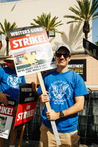 At-the-Family-Guy-Day-picket-at-Fox-Photo-Brittany-Woodside.jpg