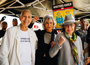 9-to-5-screenwriter-Patricia-Resnick-with-actors-Jane-Fonda-and-Lily-Tomlin-at-Netflix.-Photo-Brittany-Woodside.jpg