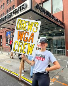 The-Drew-Barrymore-Shows-WGA-writers-on-the-picket-line-outside-CBS.jpg